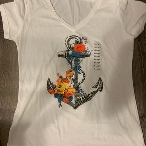 Women’s XL Titanic V-Neck Shirt Brand New